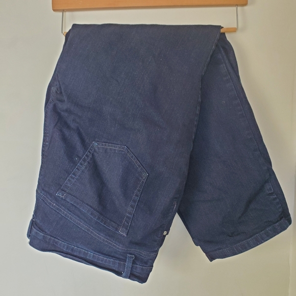 Dark wash jeans Amanda short - Picture 3 of 8